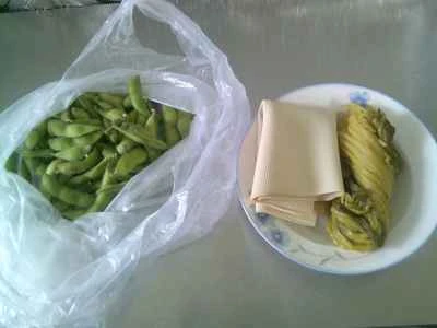 漬物、枝豆、豆腐皮の炒め物の作り方：1