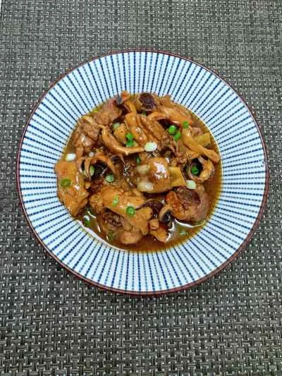 鶏肉と干しイカの煮込みの作り方：13