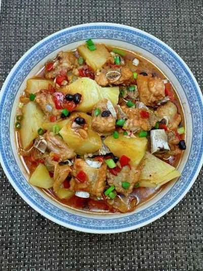 ジャガイモ入り蒸し豚スペアリブのレシピ