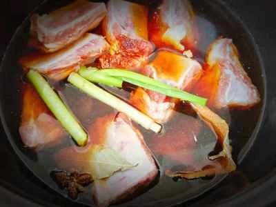 豚スペアリブの煮込みレシピ手順：3
