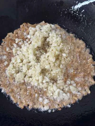 エビとカニカマのクリスピーロールの作り方：5