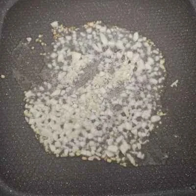 ニンニクフライドチキンウィングの作り方：4