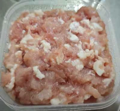 蓮根入り蒸し豚パテの作り方：1