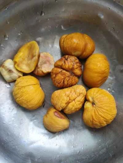 蒸し鶏と栗のレシピ手順：1