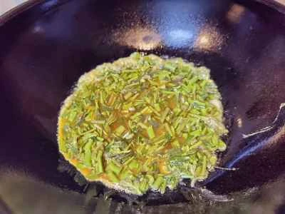 トゥーンリーフを使ったスクランブルエッグの作り方：6