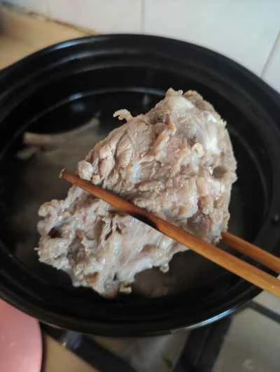 ラムの背骨の煮込みレシピ手順：1