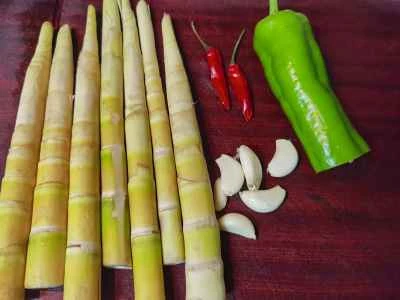 新鮮なタケノコ入り豚肉炒めの作り方：1