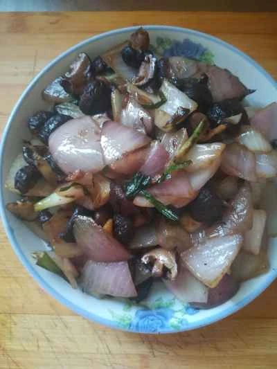 玉ねぎとキノコの炒め物の作り方：15