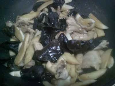 黒キクラゲと水タケノコ入り豚もも肉炒めの作り方：12