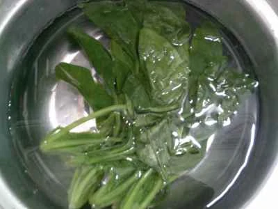 ほうれん草オムレツのレシピ手順：3