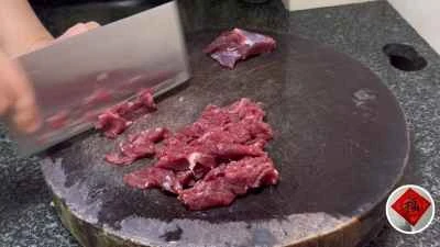 牛豚腸鍋の作り方：1