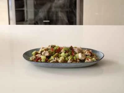 鶏肉とピクルスにしたカラシナの炒め物のレシピ