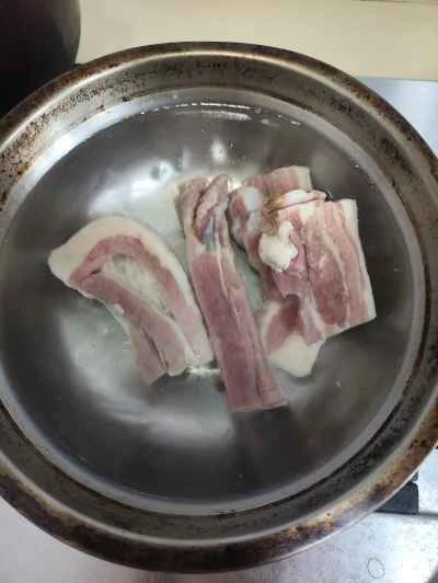 豚肉とインゲンの炒め物の作り方：2