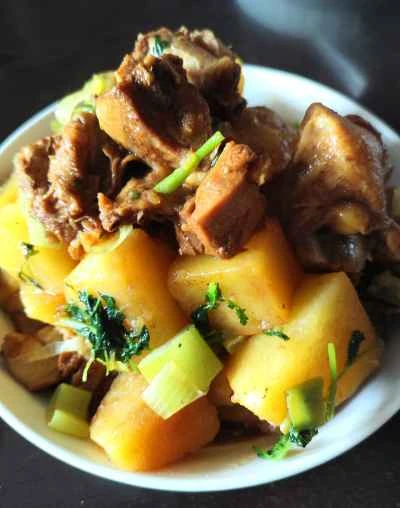 鶏肉とジャガイモの煮込みの作り方：8