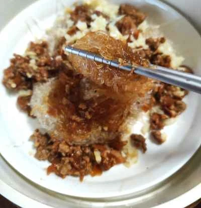 蒸しタロイモと春雨のミートソース炒め：手順8