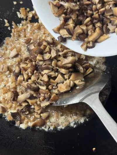 エビとカニカマのクリスピーロールの作り方：6