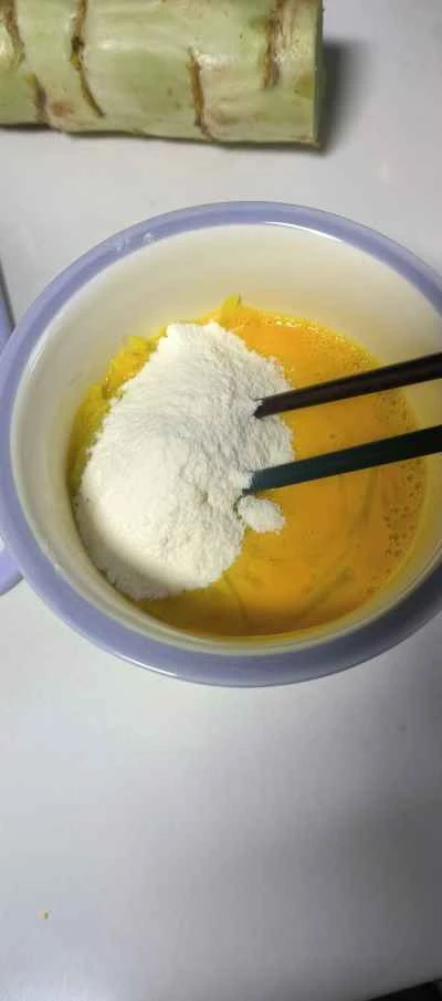 レタスと卵のパンケーキの作り方：2