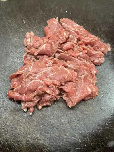 牛肉とレンコンの炒め物の作り方：1