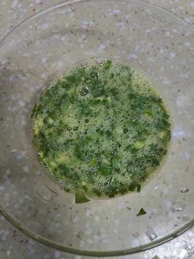 バジル入り目玉焼きの作り方：8