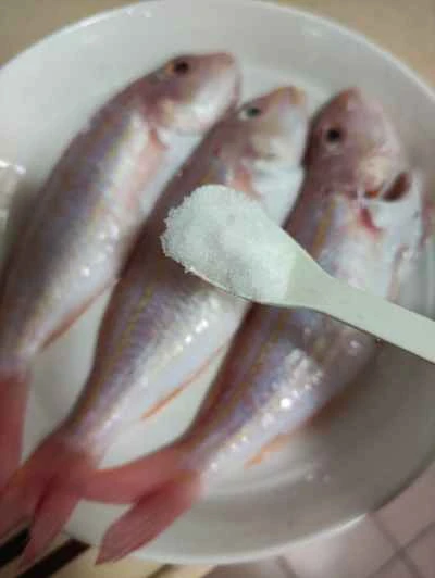 ニンニク蒸し鯛の作り方：2