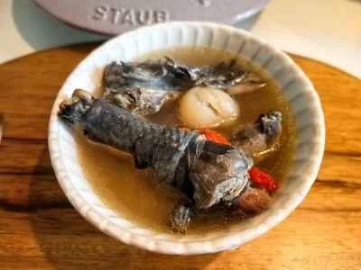 霊芝茸と黒鶏のスープのレシピ手順：9