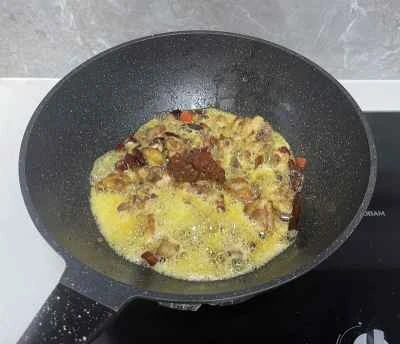 鶏肉とチリとジャガイモの炒め物の作り方：11