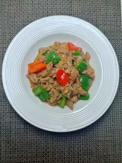 黒胡椒と薄切り肉で炒めたピーマンの作り方：13