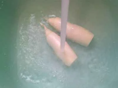 黒キクラゲとソーセージと水竹の炒め物の作り方：2