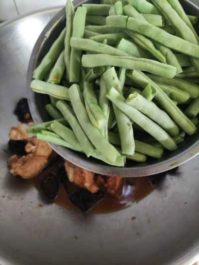 緑豆ソースで煮込んだ豚スペアリブの作り方：8