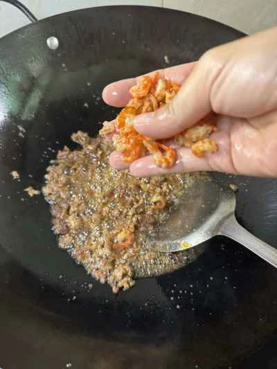 ひき肉と干しエビ入り冬瓜の煮込みの作り方：6