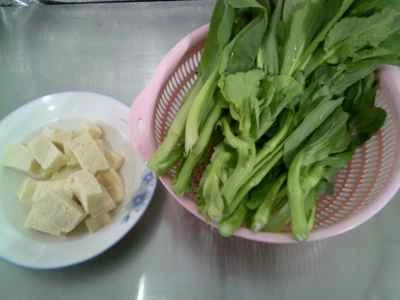 冷凍豆腐と白菜の炒め物の作り方：1