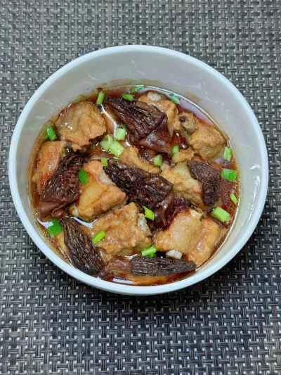 アミガサタケ入り蒸し豚スペアリブの作り方：12