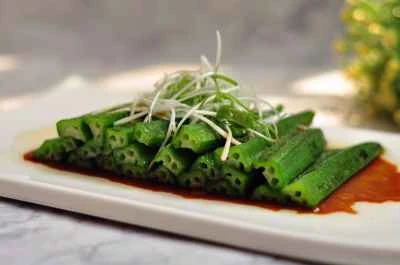 湯通ししたオクラの作り方：5