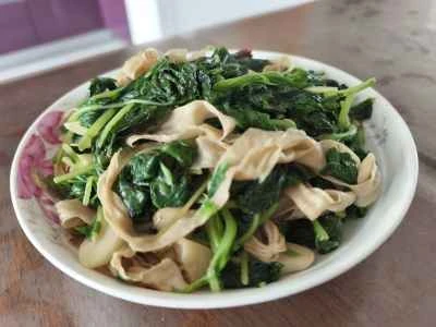 乾燥豆腐シートとアマランサスの炒め物の作り方：6