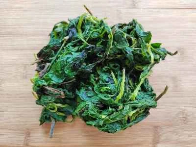 野生ゴマ入り豚肉炒めの作り方：2