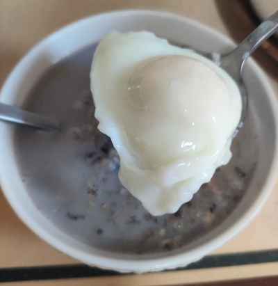 ブラックオーツミルクポーチドエッグのレシピ手順：6