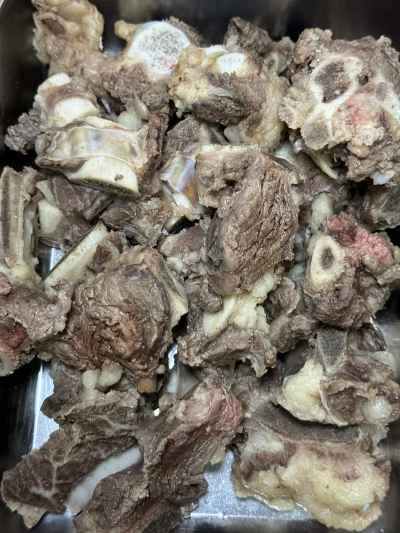 ジャガイモ入り牛スペアリブの煮込みの作り方：2