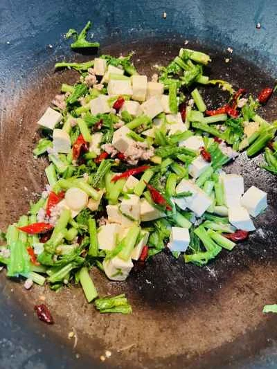 豆腐と高菜の漬物炒めの作り方：6