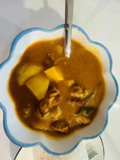 シンプルなカレーチキンのレシピ