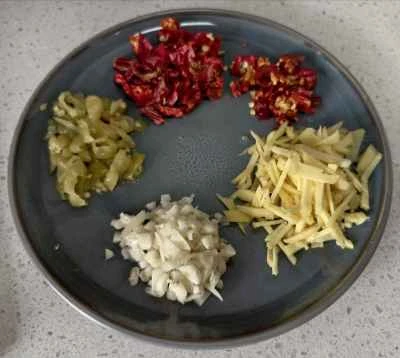 牛肉と黄ピーマンの炒め物（自家製）レシピ手順：7