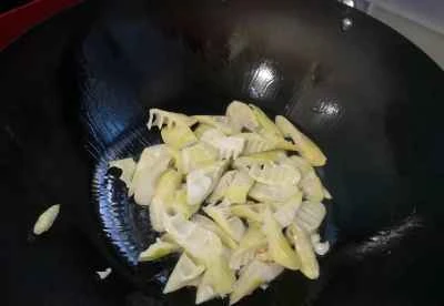 アワビとタケノコの煮込みの作り方：4