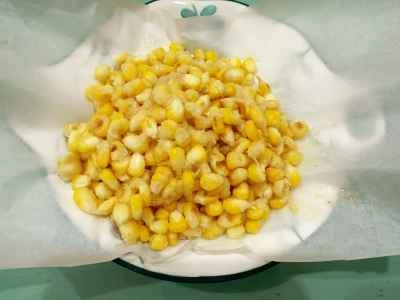 塩コショウコーンの作り方：5