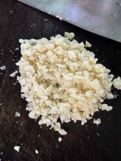 エビとカニカマのクリスピーロールの作り方：3