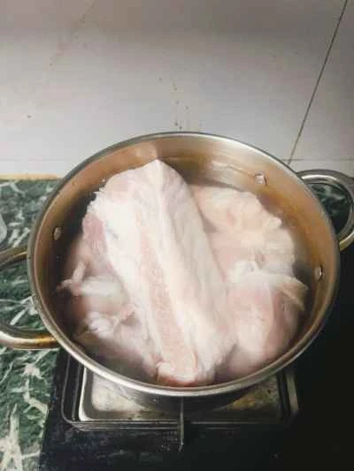 豚バラ肉の煮込み（発酵豆腐入り）の作り方：1