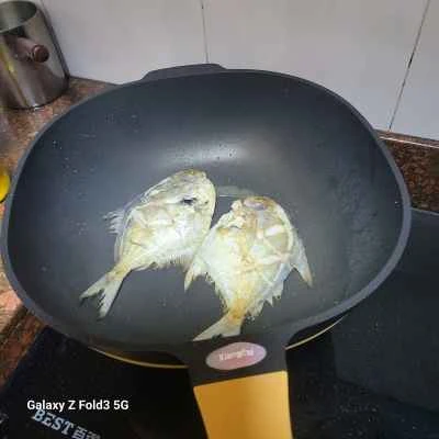 マナガツオのソテーの作り方：2