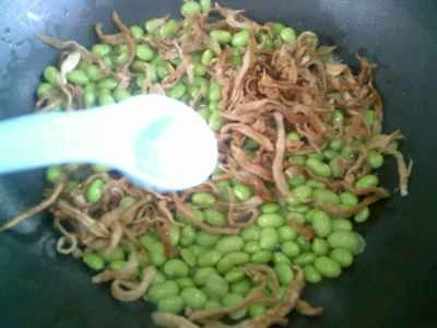 キャベツと枝豆の炒め物の作り方：7