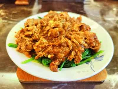 卵ソースのほうれん草サラダの作り方：6