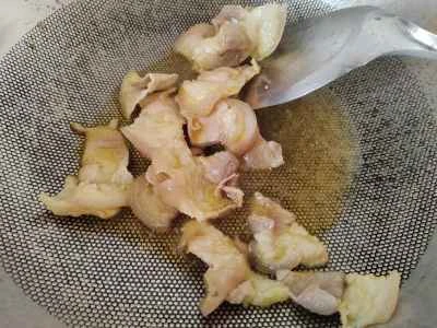 豚肉とピーマンの炒め物の作り方：2