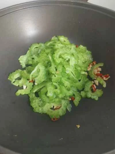 ゴーヤと卵の炒め物の作り方：7