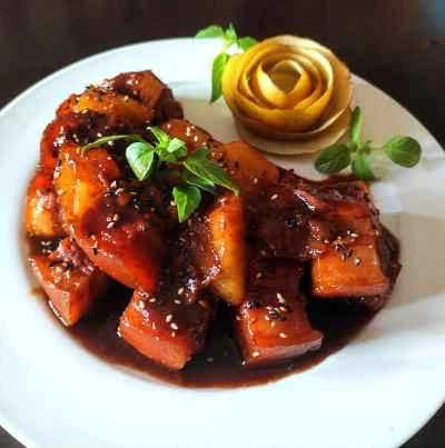 蜂蜜と梨の煮込み豚バラ肉のレシピ